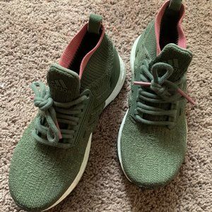 Adidas Ultraboost All Terrain Women's 5 (Youth 4)